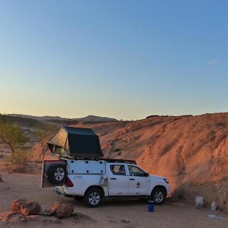 Ozohere Campsite And Himba Village Uis Exterior foto