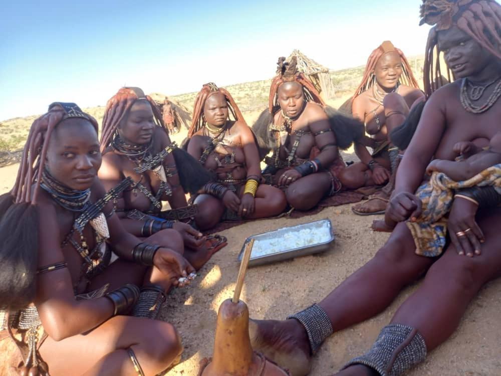 Ozohere Campsite And Himba Village Uis Exterior foto