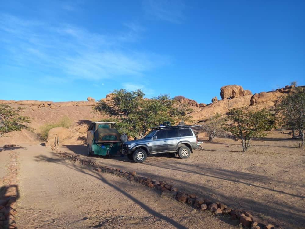 Ozohere Campsite And Himba Village Uis Exterior foto